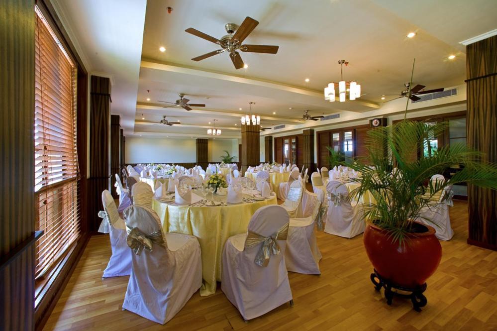 New Kuta Hotel ウルワツ エクステリア 写真