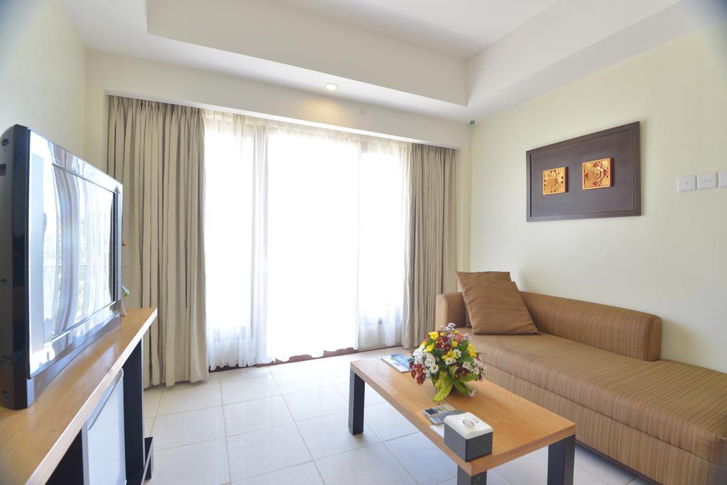 New Kuta Hotel ウルワツ エクステリア 写真