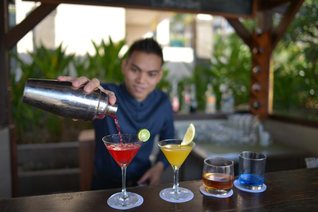 New Kuta Hotel ウルワツ エクステリア 写真
